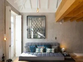 Gold & Grey Loft Almada