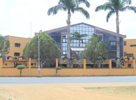 Hotel Royal Damgrete，位于Umuahia的酒店