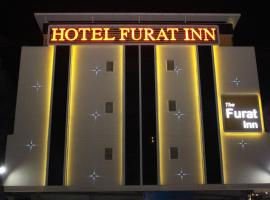 Hotel The Furat Inn，位于瓦皮的酒店