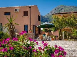 Villa Oasi del Relax Flavianna，位于卡斯泰拉马莱的酒店