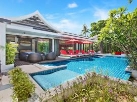 Villa Julia koh Samui beach with Cook and Majordome，位于拉迈的酒店