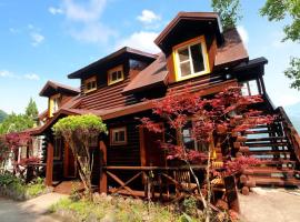 拉拉山5.5K农庄，位于Hualing的酒店