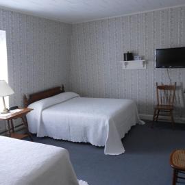 Shaw's Hotel & Cottages，位于布拉克利海滩的酒店