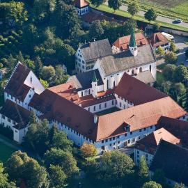 Tagungshaus Kloster Heiligkreuztal，位于阿尔特海姆的酒店