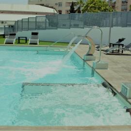 Deluxe Hostels & Suites Merida，位于梅里达的酒店