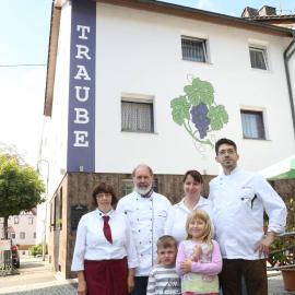 Gasthof Traube，位于阿斯帕赫的酒店