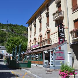 Terminus Hôtel des 3 Vallées，位于穆捷的酒店