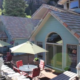 Black Bear Manor，位于乌雷的酒店