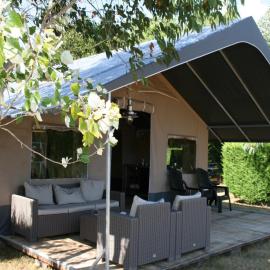 Country Camp camping Nommerlayen，位于Nommern的酒店