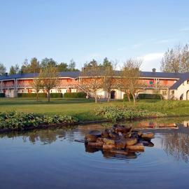 Ytterjärna Hotell & Konferens，位于Järna的酒店