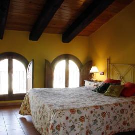 Apartamentos El Canonigo de Teruel，位于特鲁埃尔的酒店