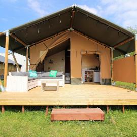 Camping Marina Eemhof，位于Zeewolde的酒店