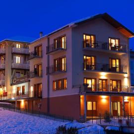 Hôtel Le Chalet，位于阿克斯莱泰尔姆的酒店