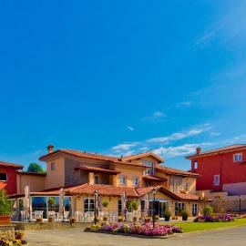 Villa Carolina Resort，位于Castelletto d'Orba的酒店