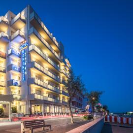 Hotel Karinzia，位于卡奥莱的酒店
