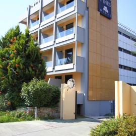 Pines Hotel，位于雅典的酒店