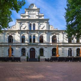 Hotel Frechener Hof，位于弗雷兴的酒店
