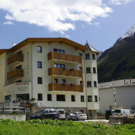 Hotel Montana，位于索尔达的酒店