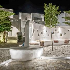 Orkos Beach Hotel，位于米科利维亚的酒店