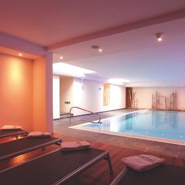 Hotel Garni Muttler Alpinresort & Spa，位于萨姆瑙恩的酒店