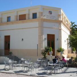 Hotel Restaurante Casa Julia，位于帕尔森特的酒店