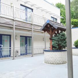 Hotel B8 Voerde，位于弗尔德的酒店