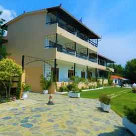Asteri Studios，位于斯基亚索斯镇的酒店