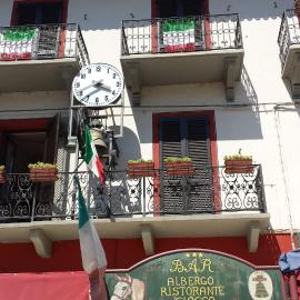 Hotel Ciocca，位于Castelnuovo Don Bosco的酒店