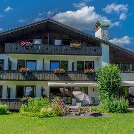 Hotel Garni Zugspitz，位于法尔先特的酒店