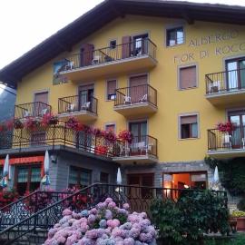 Hotel Fior di Roccia，位于加比的酒店