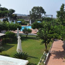 Hotel Savoia，位于普罗奇达的酒店