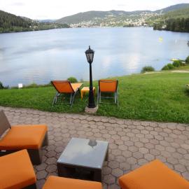 L'Auberge au Bord du Lac,位于热拉梅的酒店
