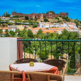 Hotel Colina Dos Mouros，位于西尔韦斯的酒店