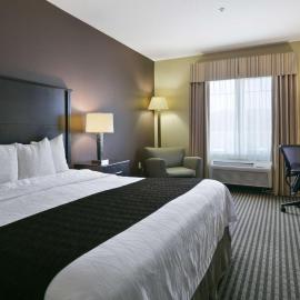 Best Western Plus Port of Camas-Washougal Convention Center，位于Washougal的酒店