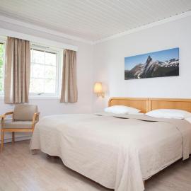 Stetind Hotel，位于Kjøpsvik的酒店