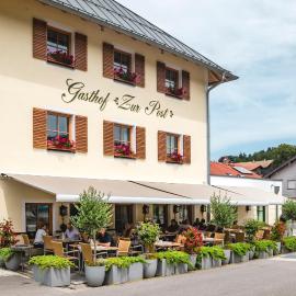 Gasthof - Hotel Zur Post，位于Neukirchen am Teisenberg的酒店