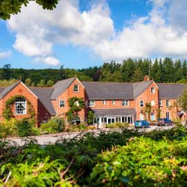 Fox & Hounds Country Hotel，位于查姆利的酒店
