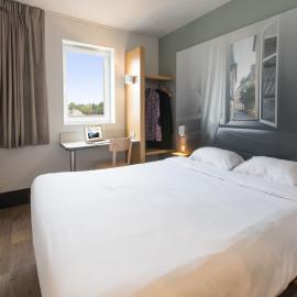B&B HOTEL Angers 2 Université,位于博库泽的酒店