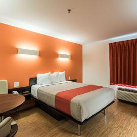 Motel 6-Moosomin, SK，位于Moosomin的酒店