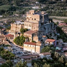 Castello di Limatola，位于利马托拉的酒店