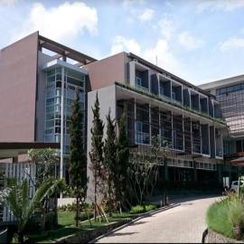 Moscato Hotel，位于伦邦的酒店
