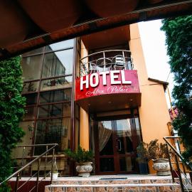 Altin Palace，位于Comrat的酒店
