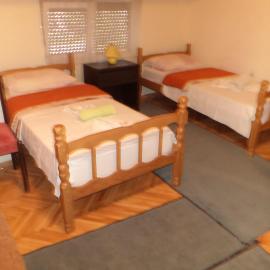 Hotel Le Village，位于斯科普里的酒店