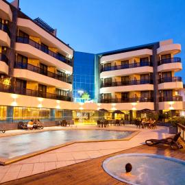 Aquarios Praia Hotel，位于阿拉卡茹的酒店
