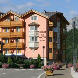 Hotel Garni La Roccia，位于安达洛的酒店