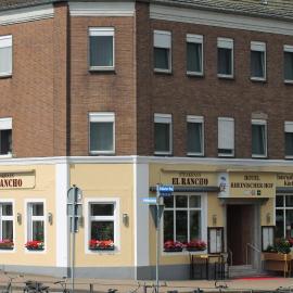 Hotel Rheinischer Hof，位于格尔德恩的酒店