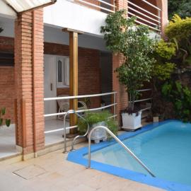 Hotel Palmas del Sol，位于亚松森的酒店