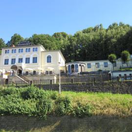 Hotel Lindenhof，位于柯尼希施泰因易北的酒店