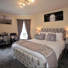 Star Inn Rooms，位于阿德西尔的酒店