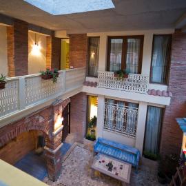 No12 Boutique Hotel，位于第比利斯的酒店